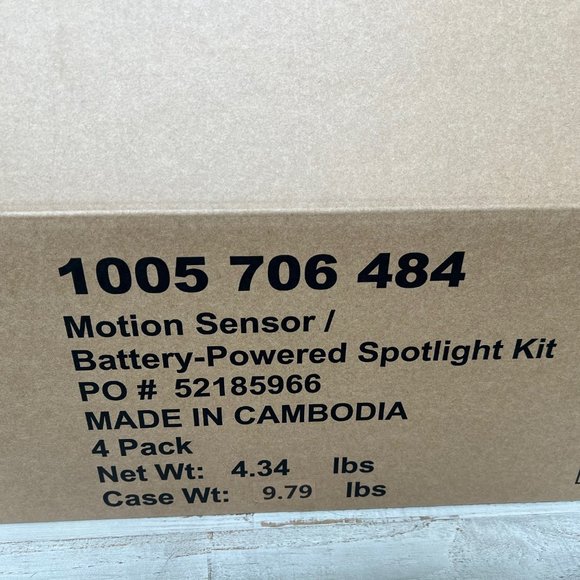 4 PACK Smart wireless Motion Sensor + Spotlight Kit NEW in box - Picture 9 of 9